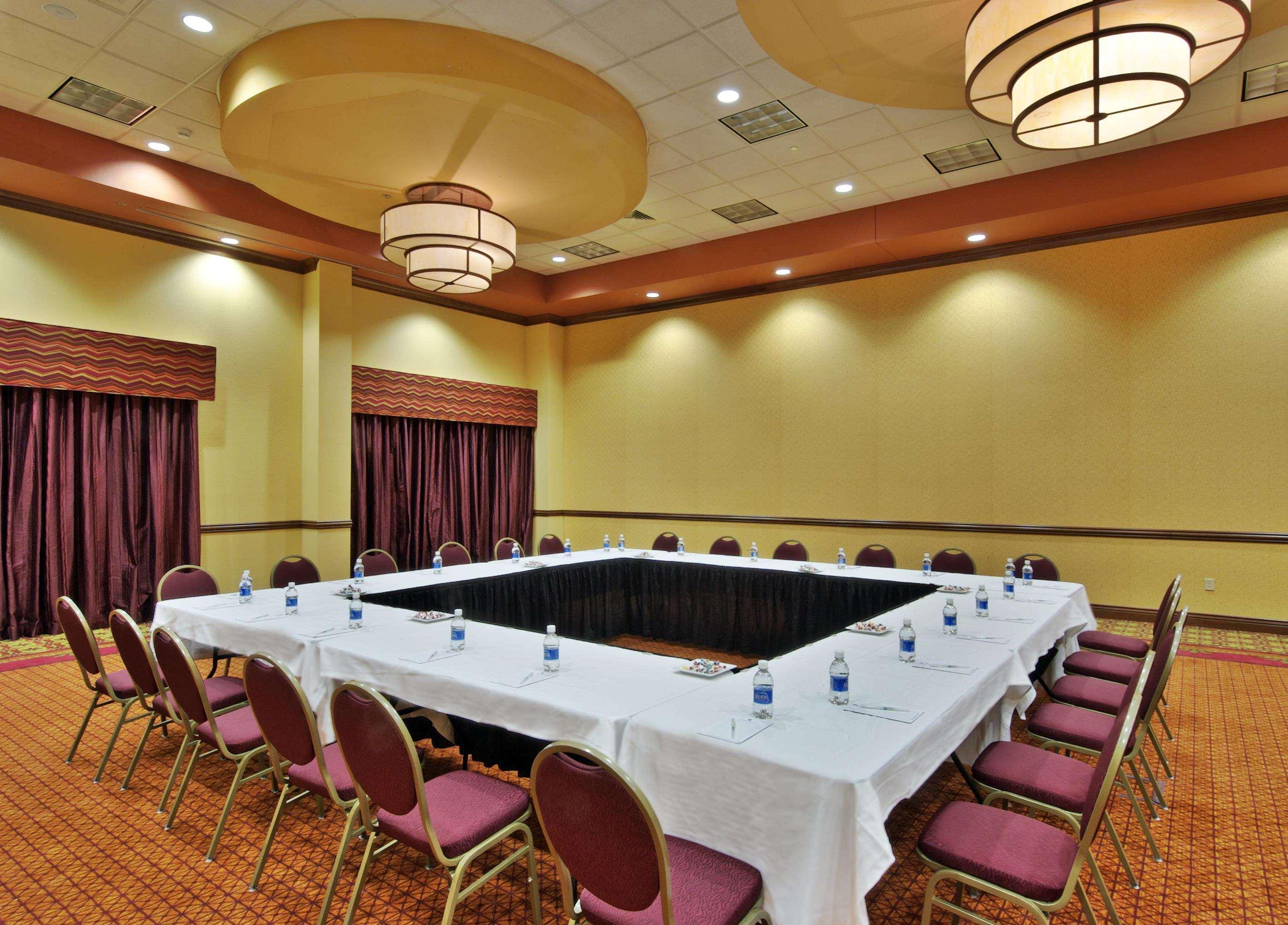 Embassy Suites Omaha- La Vista/ Hotel & Conference Center Létesítmények fotó
